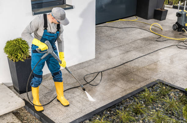 Garage Pressure Washing in Santa Ana Pueblo, NM